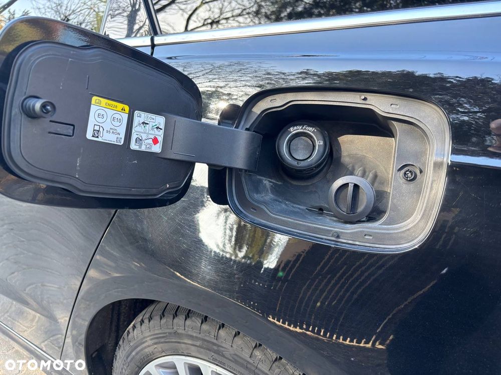 Ford Mondeo 2.0 Hybrid Titanium - 20