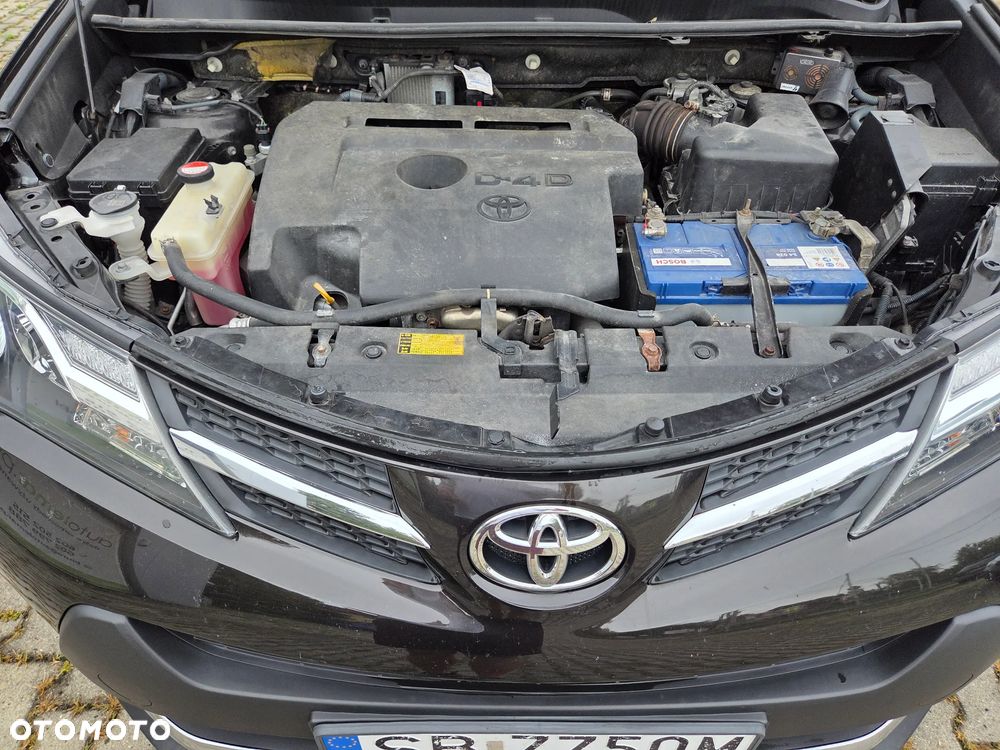 Toyota RAV4 2.0 D-4D Premium - 35