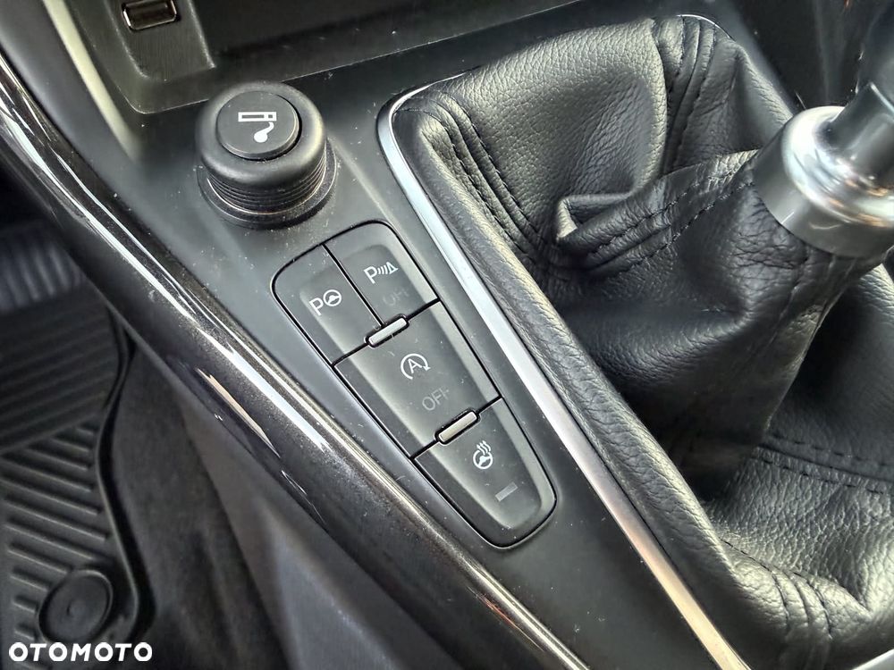 Ford Focus 2.0 TDCi Titanium ASS - 32