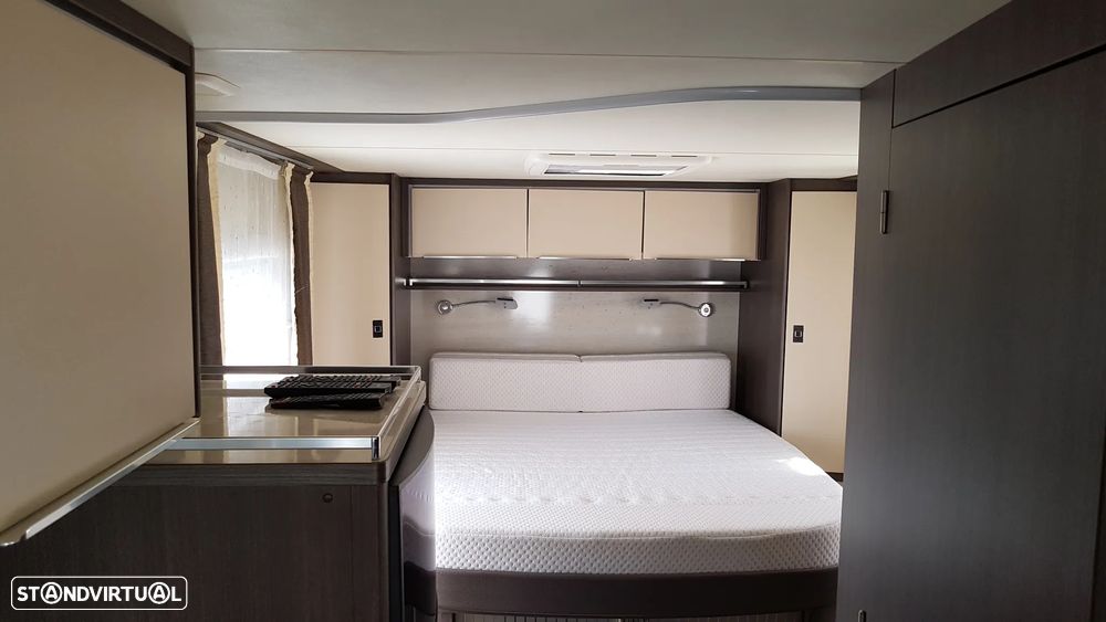 Burstner Viseo i 720 cama central - 31