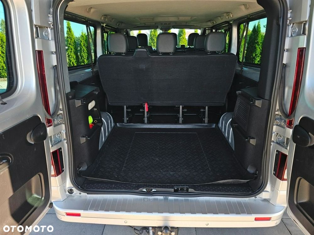 Opel Vivaro - 25