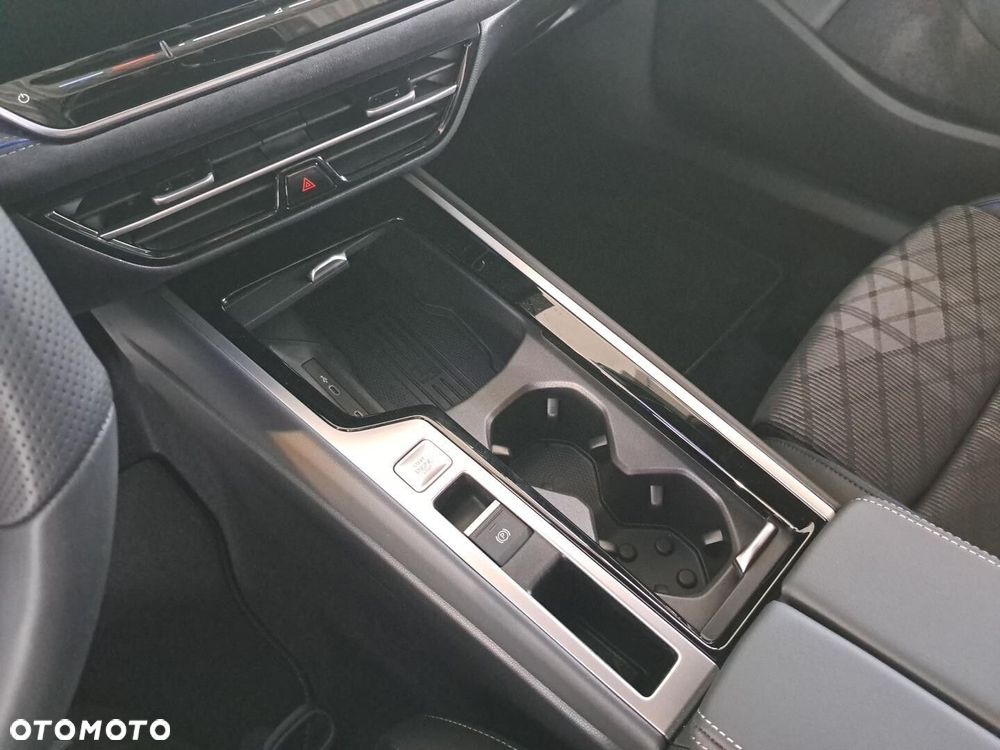 Volkswagen Passat - 15