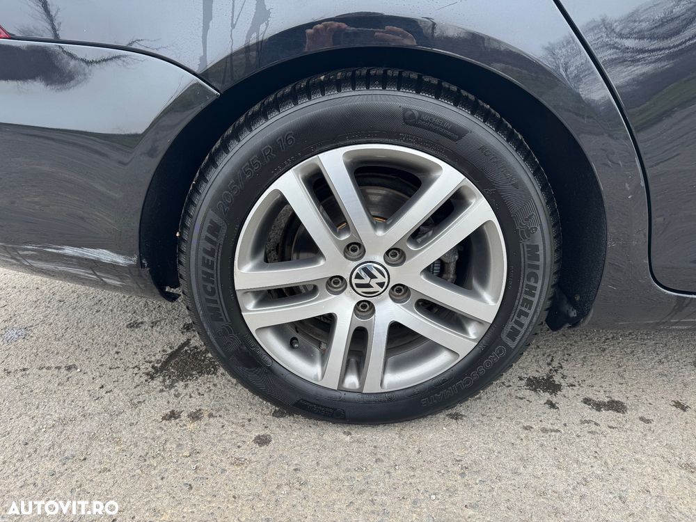 Volkswagen Golf - 15