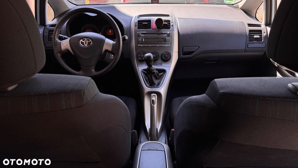 Toyota Auris 1.4 VVT-i - 15