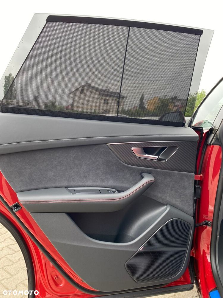 Audi RS Q8 - 12