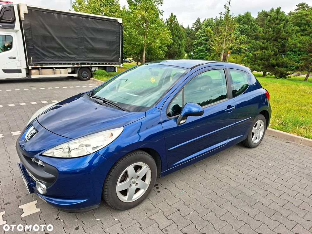 Peugeot 207 1.4 16V Trendy - 1