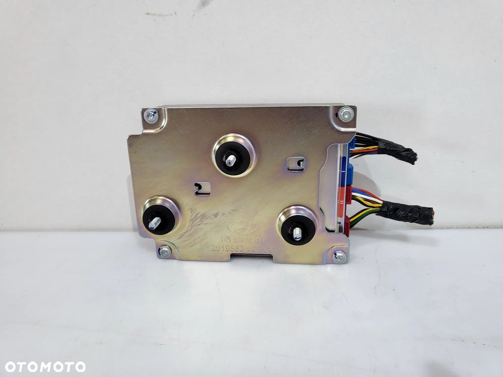 HYUNDAI IONIQ WZMACNIACZ AUDIO HARMAN 96370-G2100 - 3