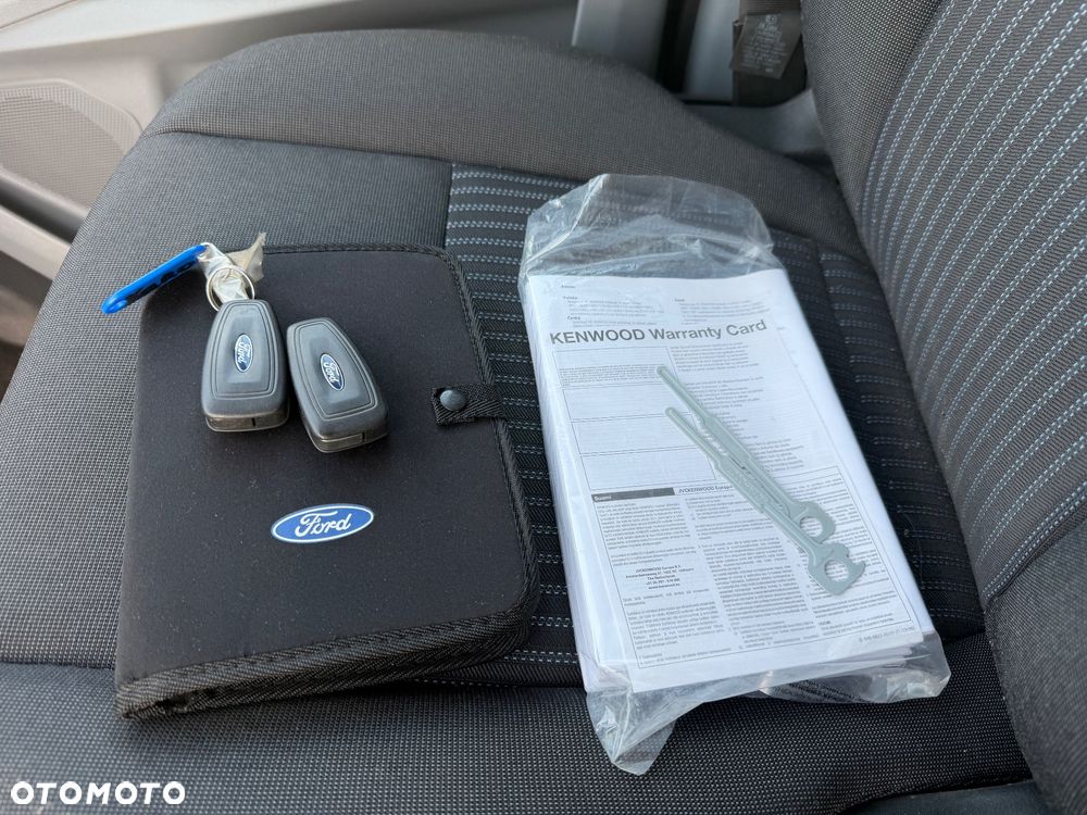 Ford Transit - 28