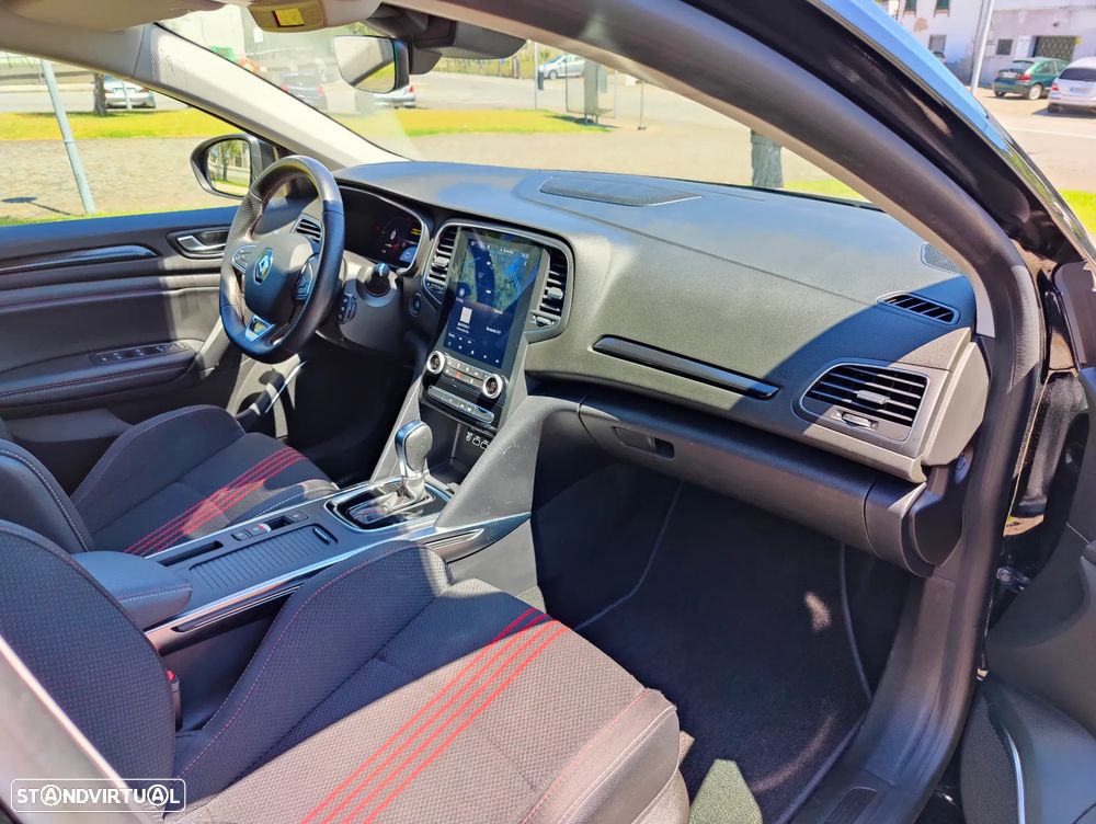 Renault Mégane Sport Tourer 1.6 E-Tech Plug-In Hybrid R.S. Line - 10