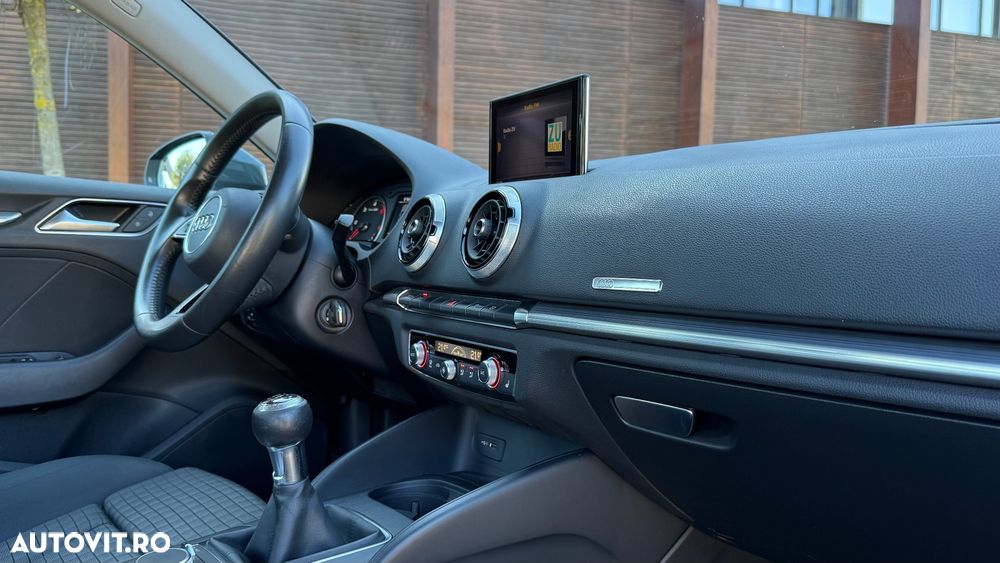 Audi A3 30 TDI Sportback sport - 31