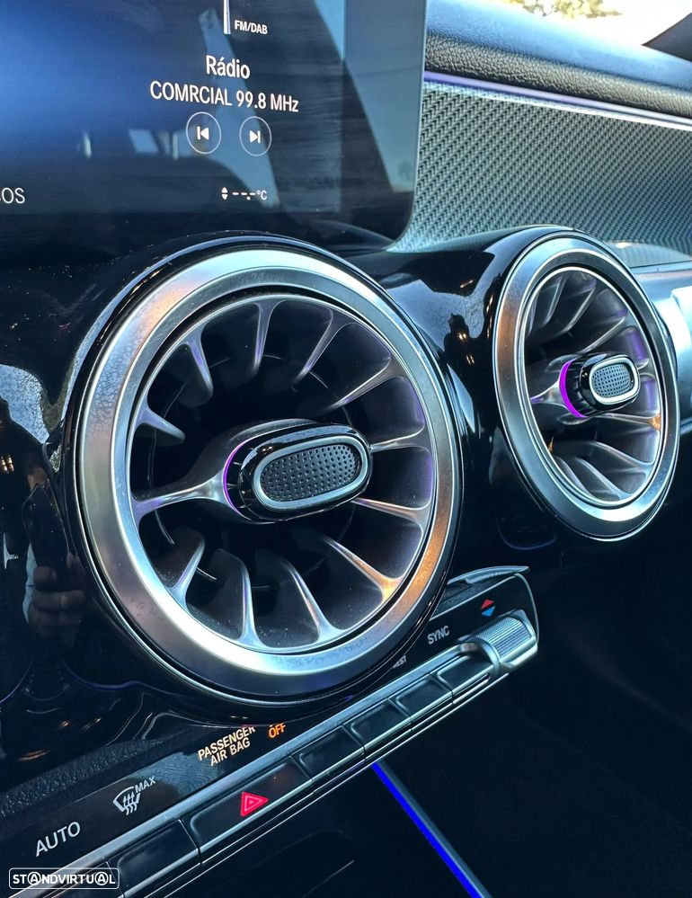 Mercedes-Benz GLB 180 d AMG Line - 17