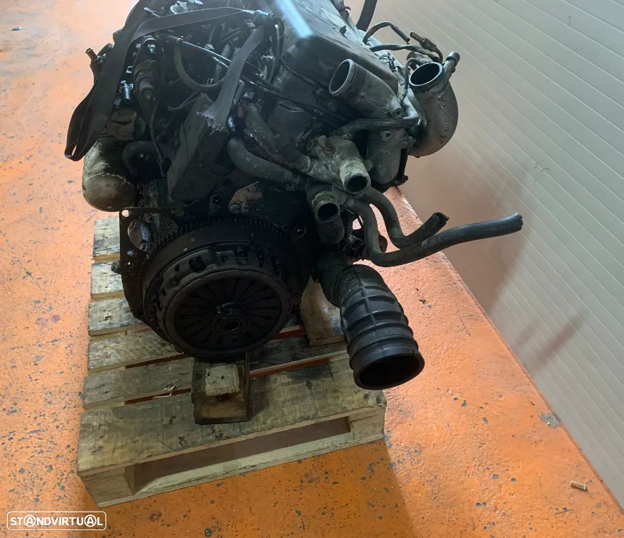 Motor Fiat Ducato 2.8 JTd Ref: 814043 para peças - 4