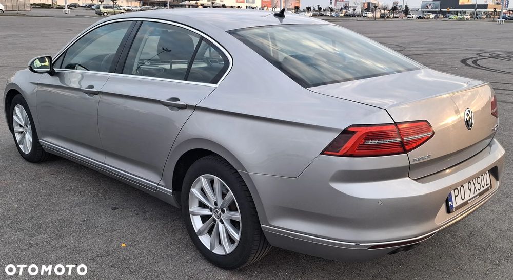 Volkswagen Passat 1.8 TSI BMT Highline - 4