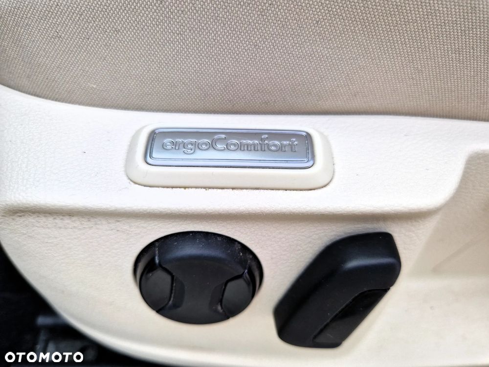 Volkswagen Passat 2.0 TDI BMT Comfortline DSG7 - 24