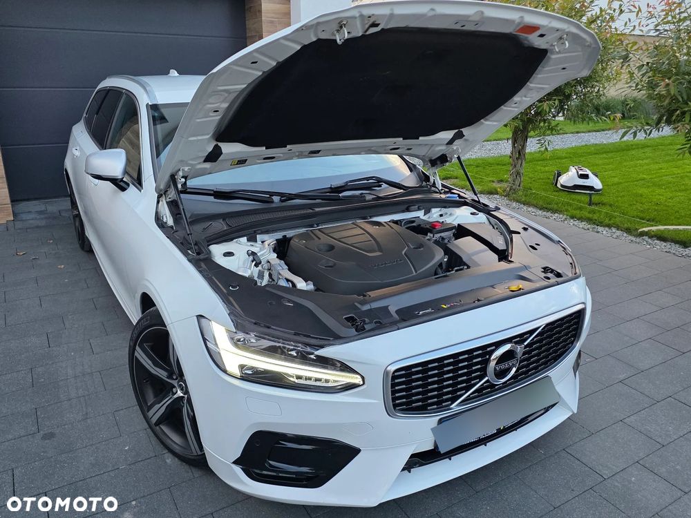 Volvo V90 D5 SCR AWD R-Design - 35