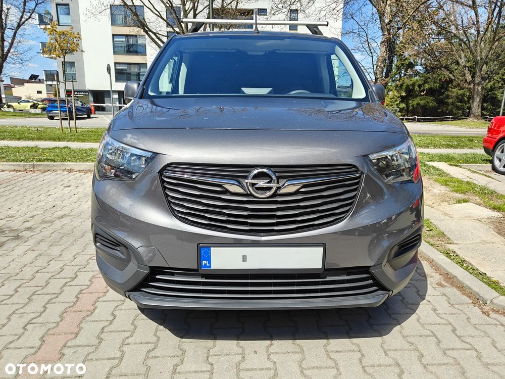Opel Combo 1.5 CDTI Essentia S&S - 10