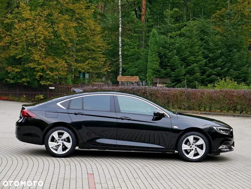 Opel Insignia 1.5 T Exclusive S&S - 9