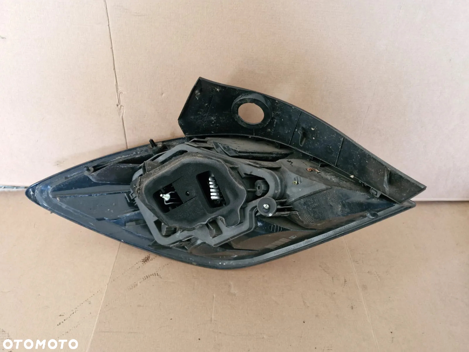 Lampa tylna tył prawa lewa opel Astra H III GTC 3 drzwi - 6