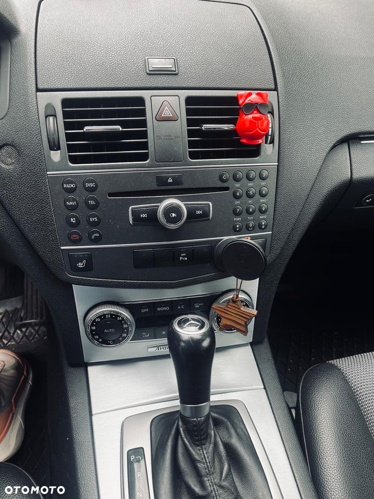 Mercedes-Benz Klasa C 220 CDI DPF Automatik BlueEFFICIENCY Avantgarde - 6