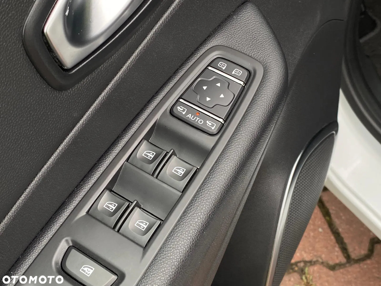Renault Captur 1.5 dCi Intens EDC - 15