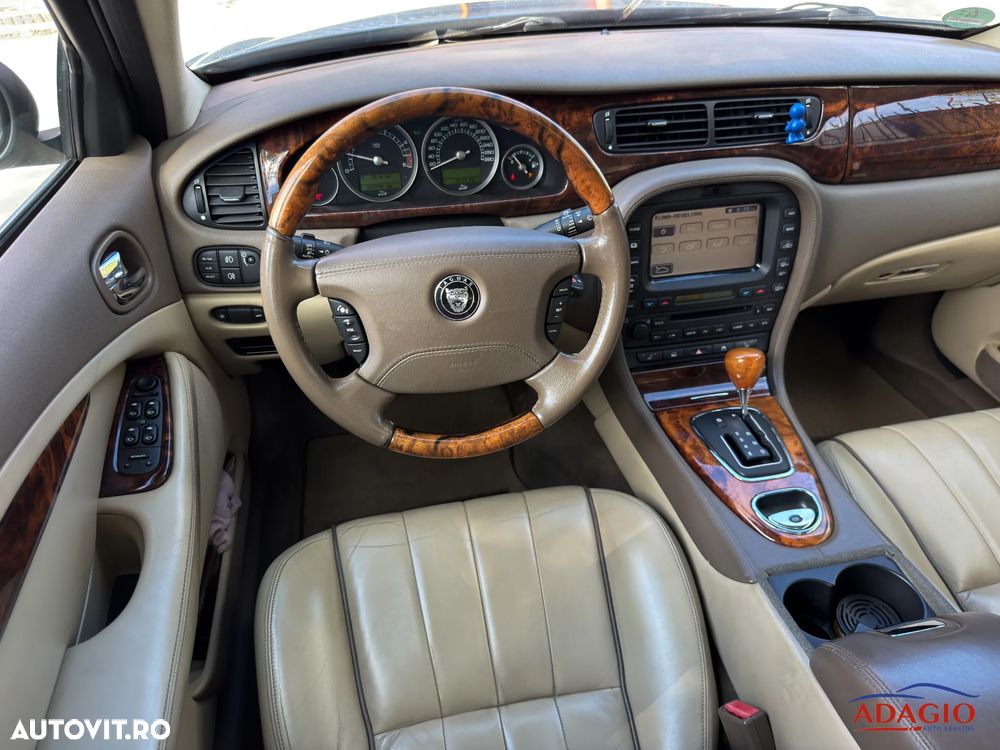 Jaguar S-Type 2.7 D Luxury Aut - 15