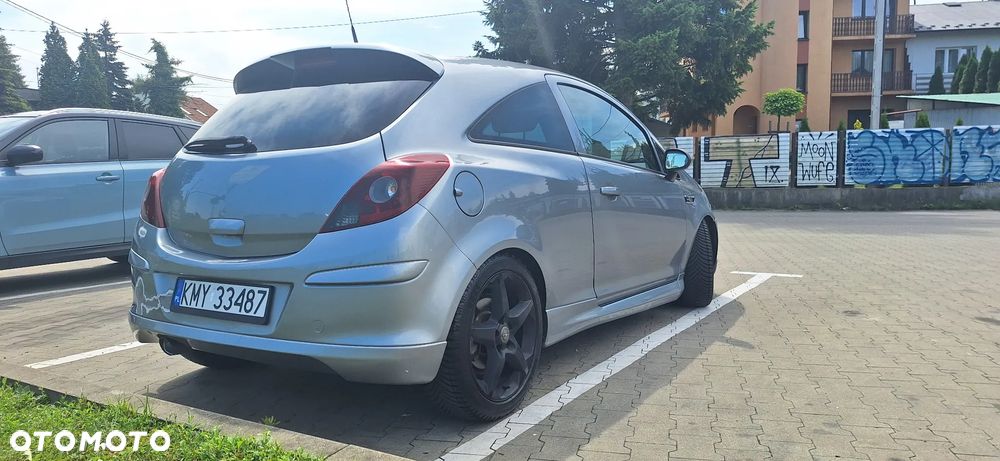 Opel Corsa 1.7 CDTI Cosmo - 9