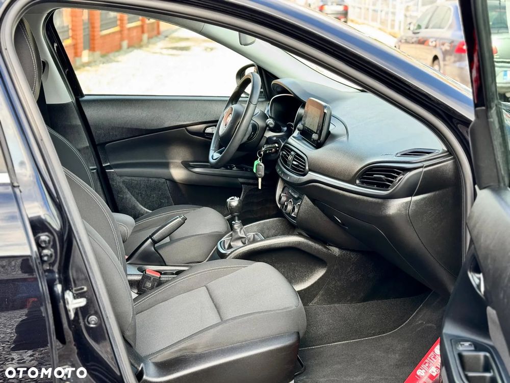 Fiat Tipo 1.4 T-Jet Lounge - 35