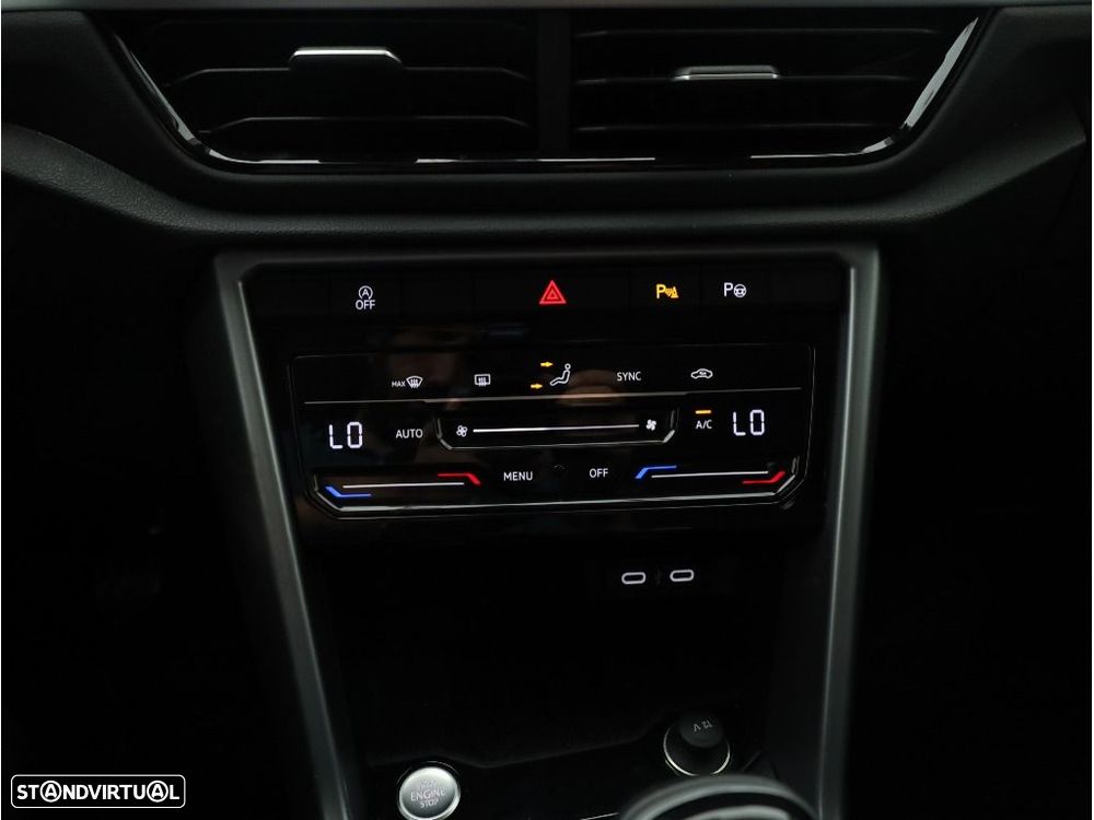 VW T-Roc 1.0 TSI Urban - 21