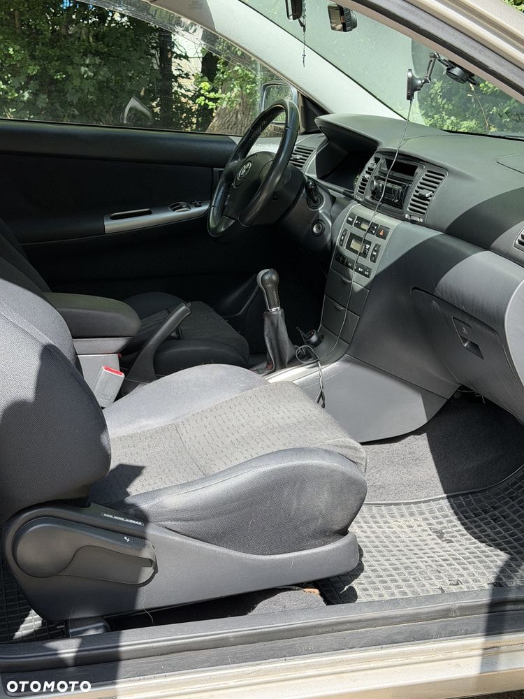 Toyota Corolla 1.8 VVTL-i TSport - 16