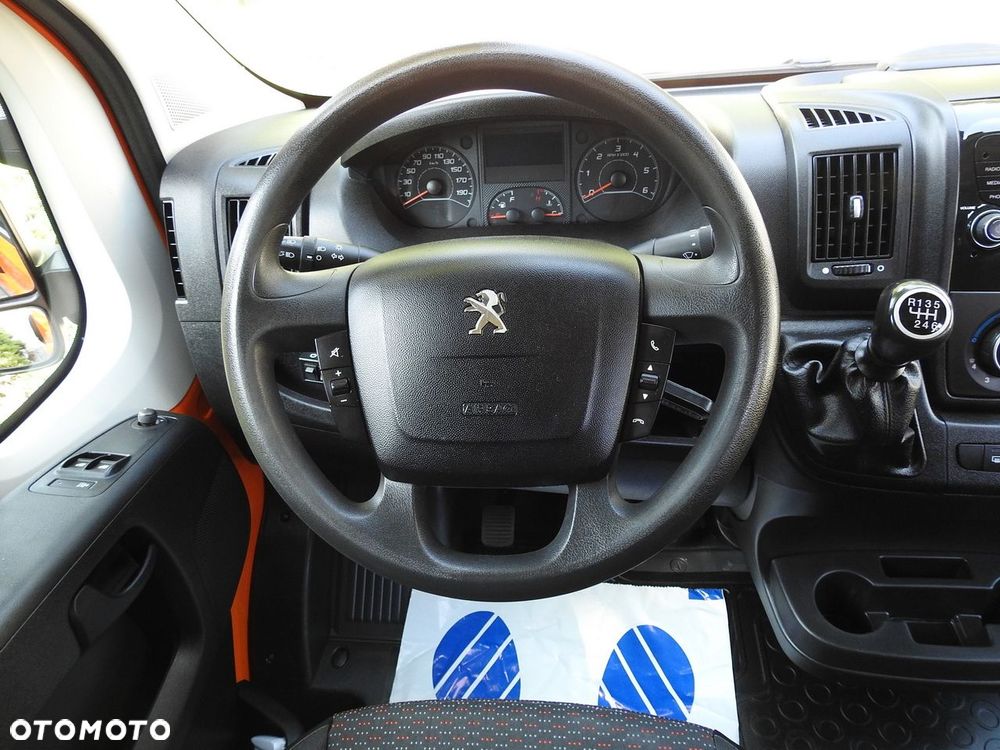 Peugeot BOXER FURGON BRYGADÓWKA  7 MIEJSC KLIMATYZACJA  120KM - 26