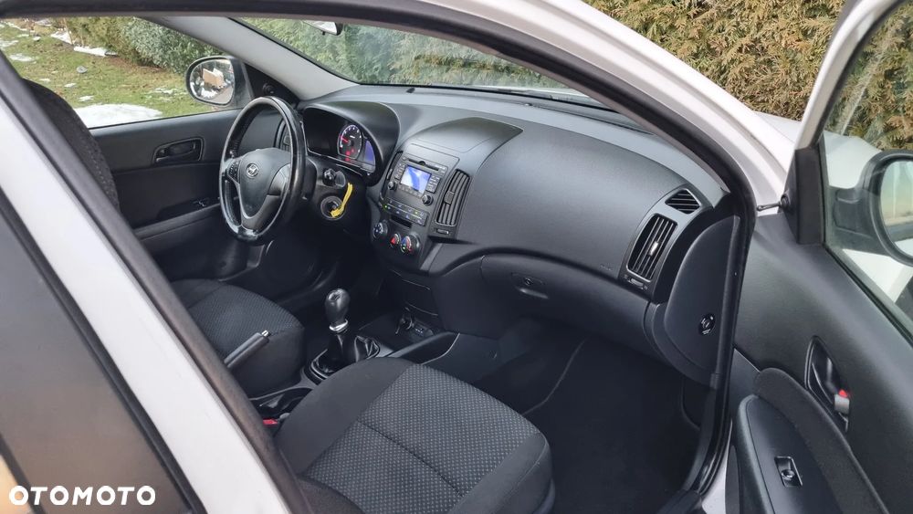 Hyundai i30 1.4 Blue Comfort - 18