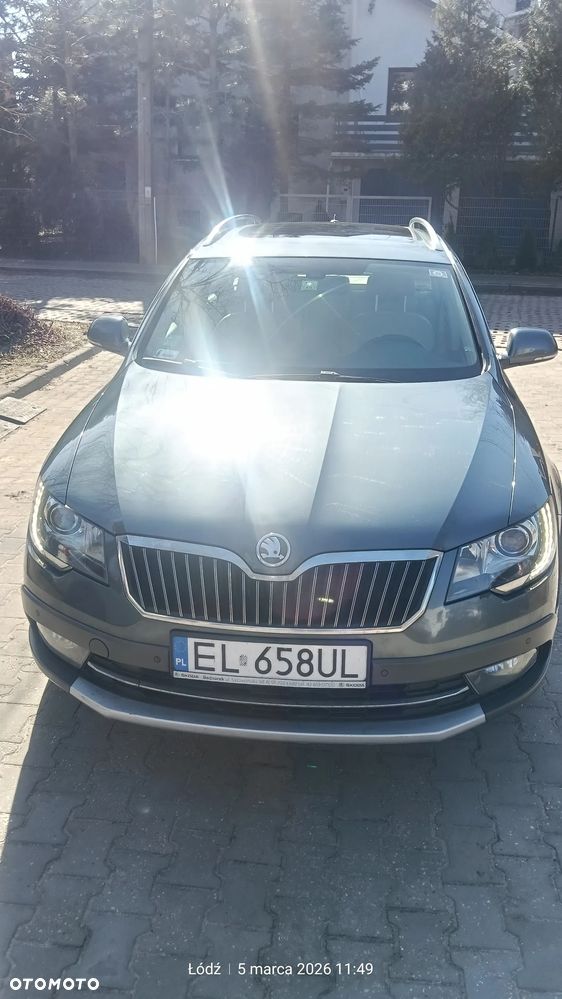 Skoda Superb 2.0 TDI 4x4 Active DSG - 3