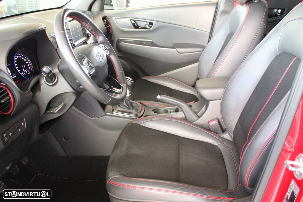 Hyundai Kauai 1.0 T-GDi Premium Tec.Preto - 11