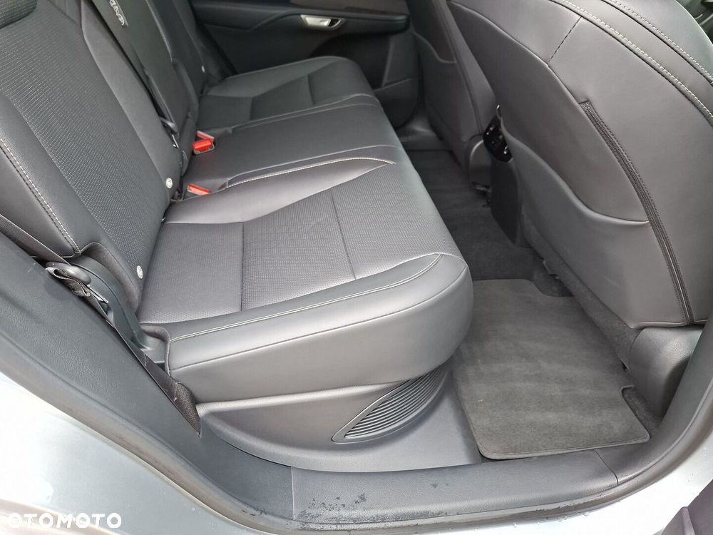 Lexus RX - 23
