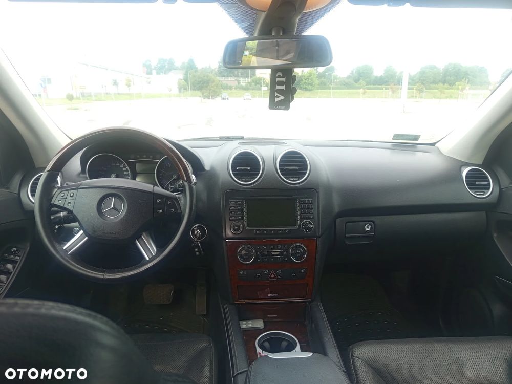 Mercedes-Benz ML 300 CDI BlueEff 4-Matic - 6