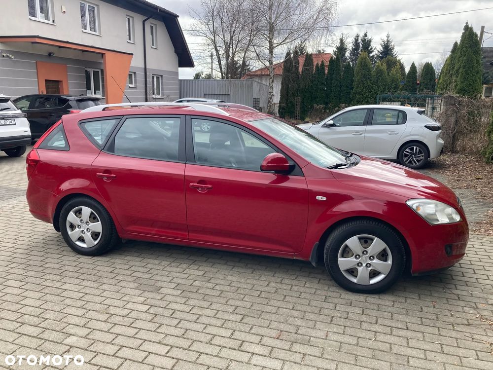 Kia Ceed 1.6 Crdi Optimum - 1