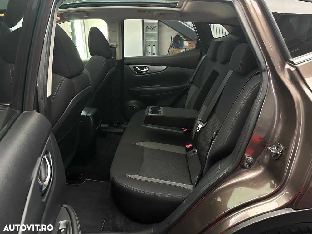 Nissan Qashqai 1.5 DCI N-CONNECTA - 21