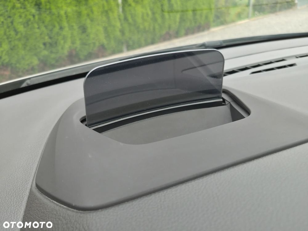 BMW Seria 2 218d Sport-Aut Luxury Line - 16