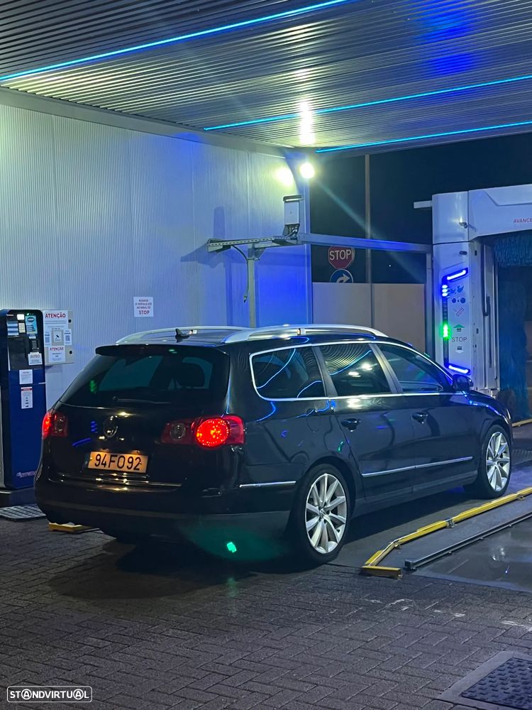 VW Passat Variant 2.0 TDI R-Line Edition DSG - 1