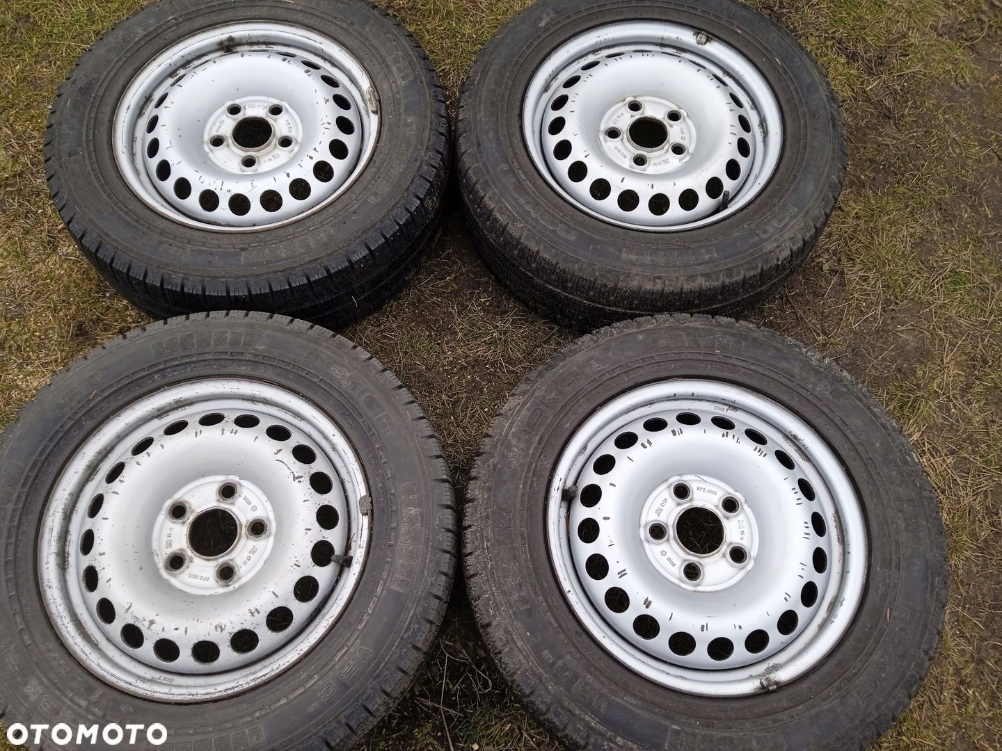 koła stalowe 5x120 VW T5 T6 Multivan Transporter opony zimowe 215/65 16C 8m - 1