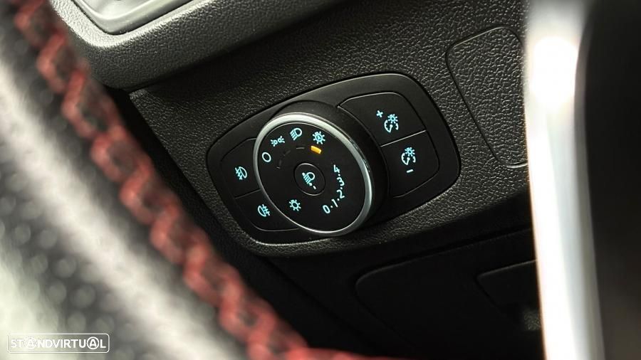 Ford Focus 1.5 TDCi ECOBlue ST-Line - 13