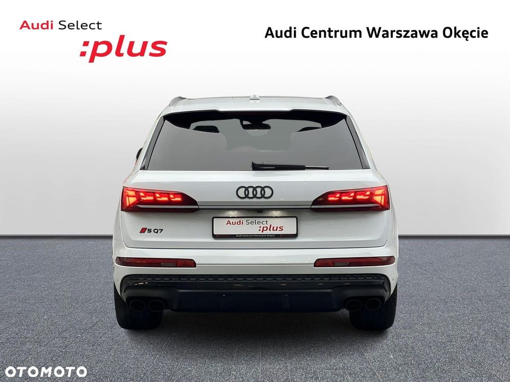 Audi SQ7 - 7