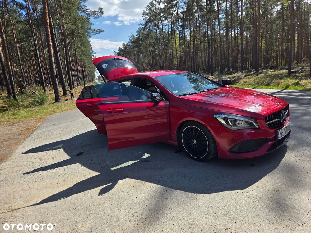 Mercedes-Benz CLA 200 7G-DCT AMG Line - 12