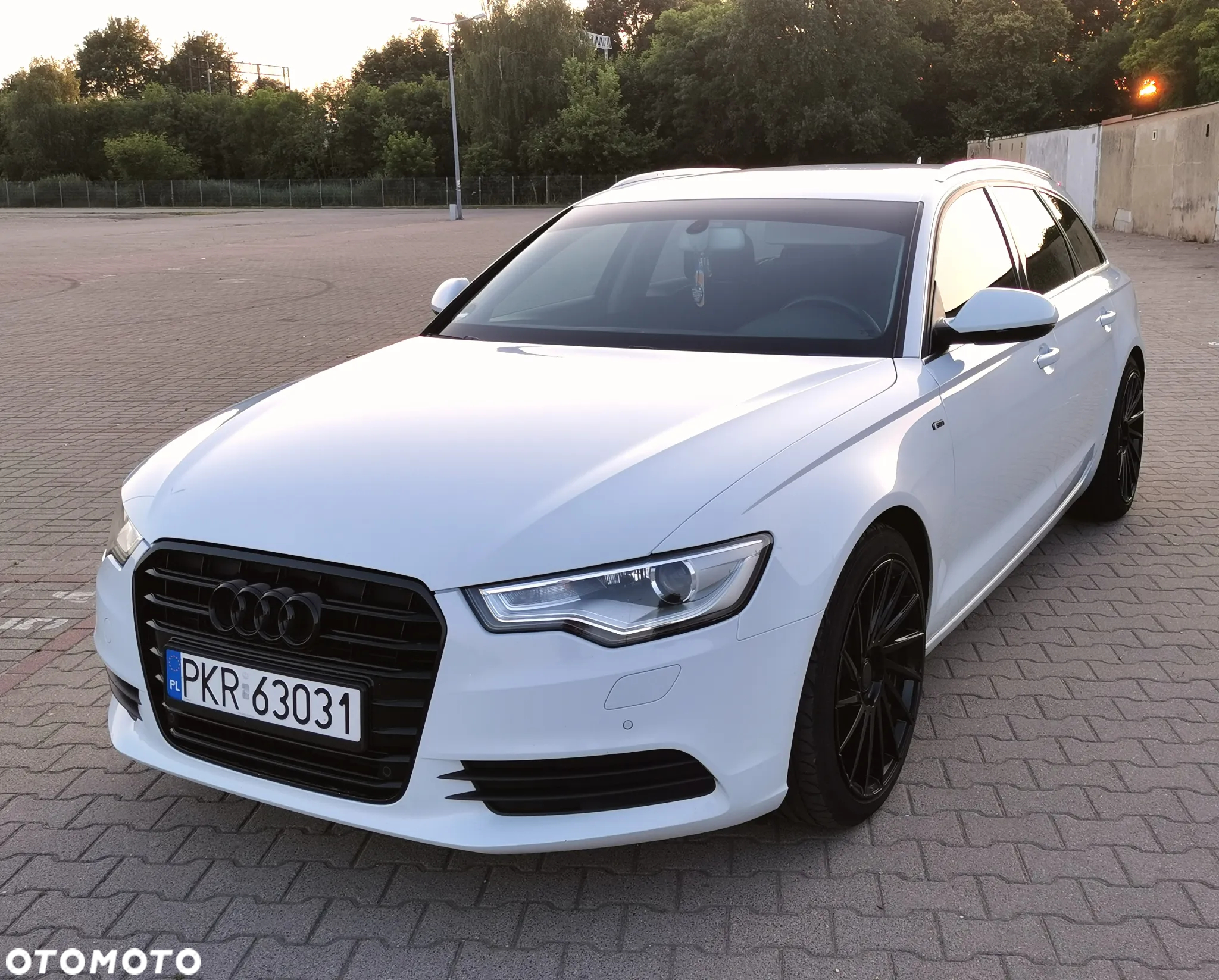 Audi A6 Avant 2.0 TDI DPF multitronic sport selection - 17