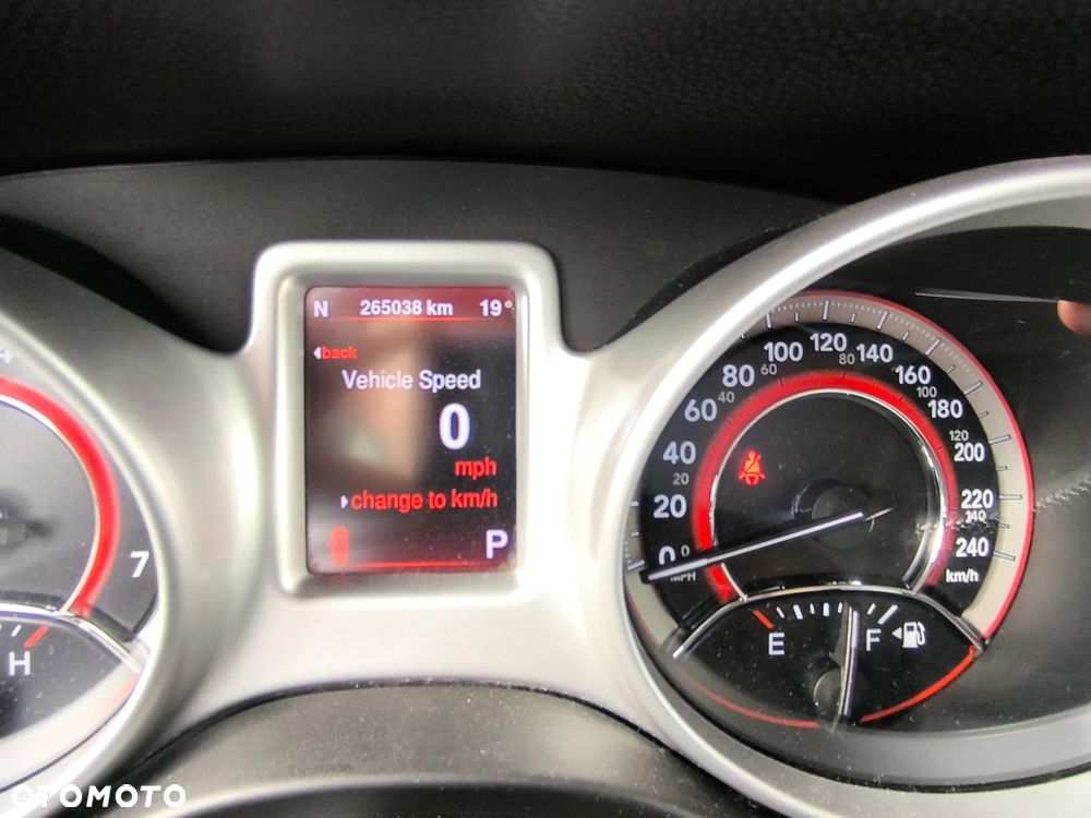 Dodge Journey - 10