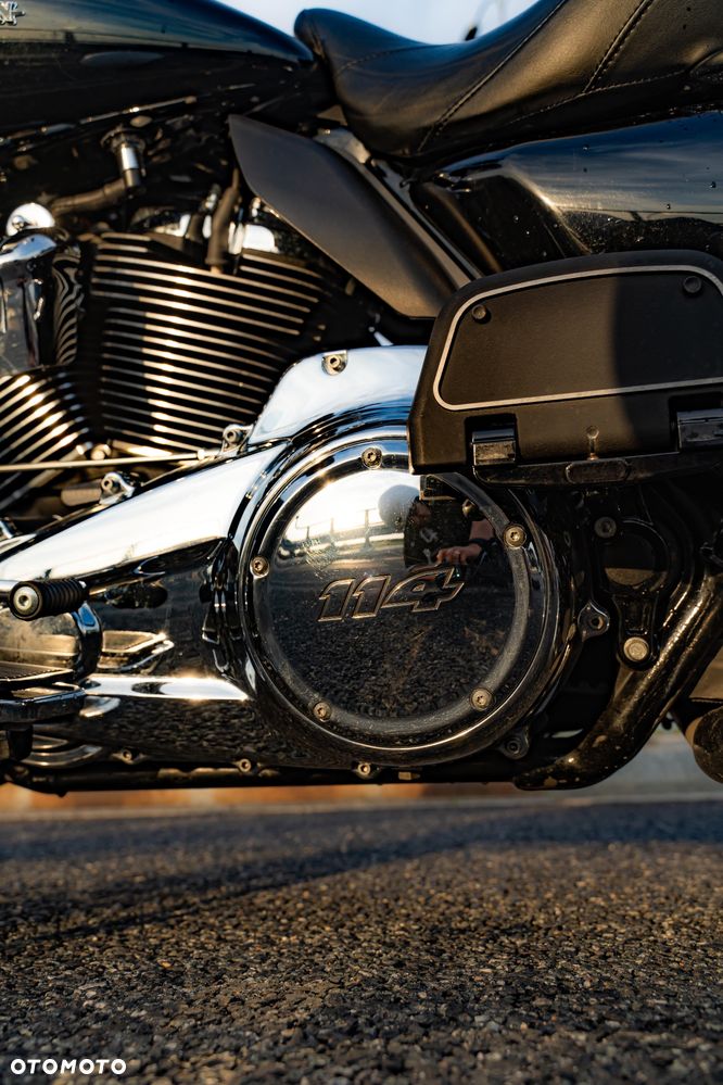 Harley-Davidson FLHT Electra Glide Standard - 17