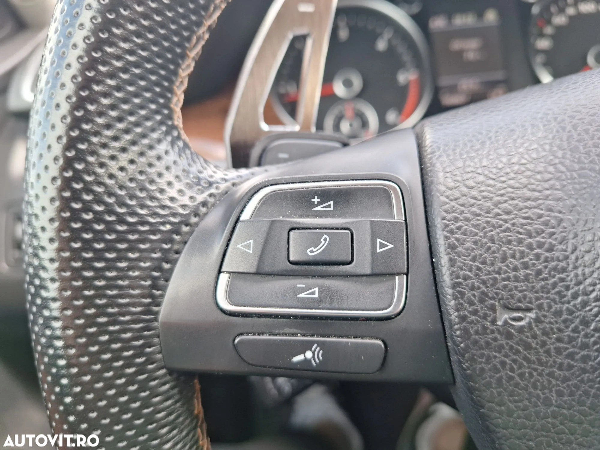 Volkswagen Passat - 17