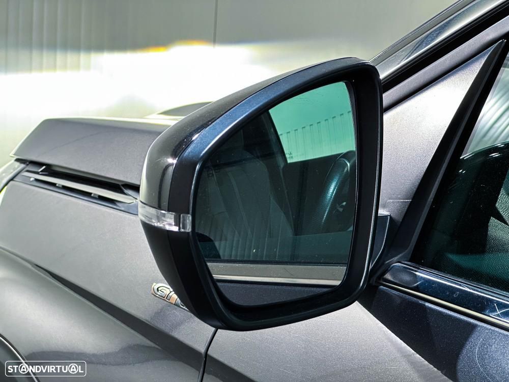Peugeot 3008 1.6 PureTech GT EAT8 - 17