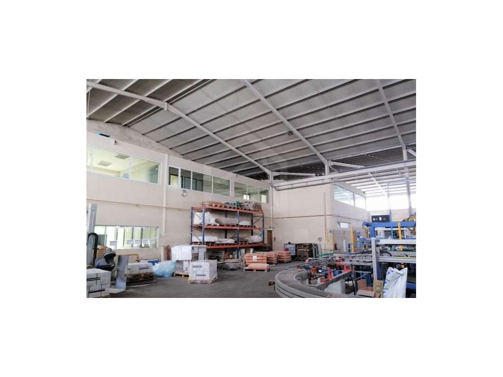 Armazém em Oiã, Oliveira do Bairro - Oportunidade de Investimento -... - Grande imagem: 2/7