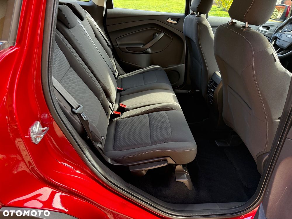 Ford Kuga 1.5 EcoBoost 2x4 Titanium - 22